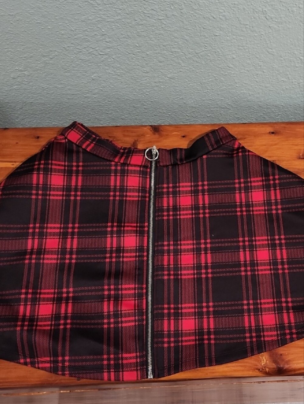 Hot Topic Red and Black Plaid Skater Skirt with O-Ring Back Zip